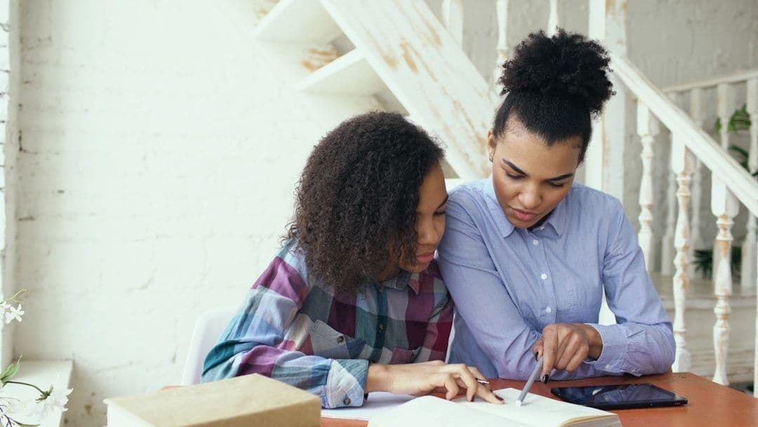 NVVH hulp bij schulden: gratis ondersteuning voor huisvrouwen